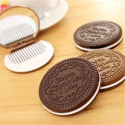 1 pc Cookie Shaped Compact Mirror with Built-In Comb